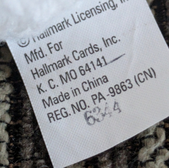 Hallmark Easter Bunny Musical - Picture 4 of 4